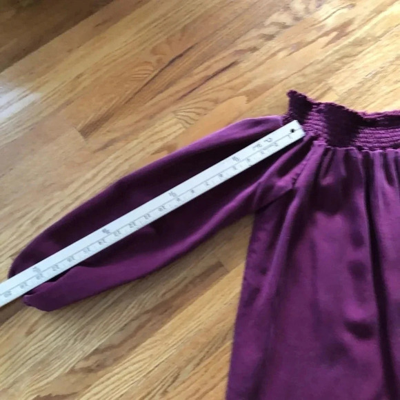 Off the shoulder mid length maternity dress - Picture 4 of 6